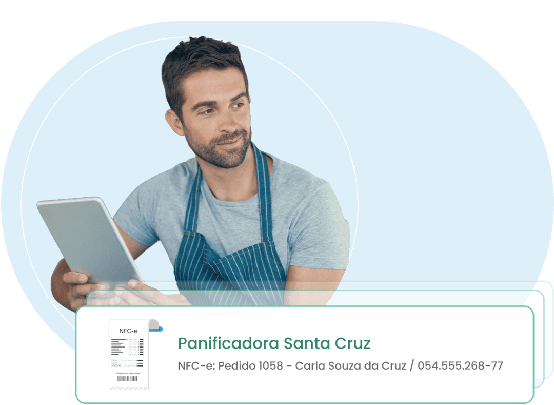 Funcionário emitindo uma NFCe pelo aplicativo ERP ME